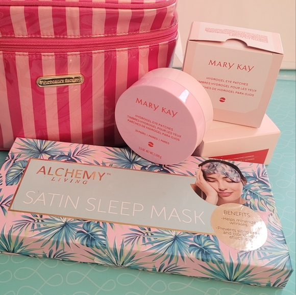 Relax-EYE-tion Gift 🎁 Set - Picture 4 of 6